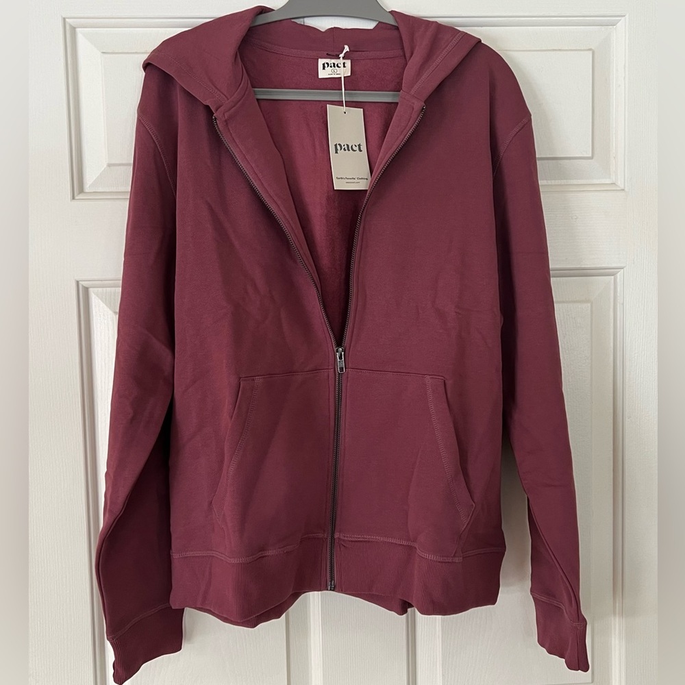 Pact Women's Zip-Up Hoodie in Deep Burgundy